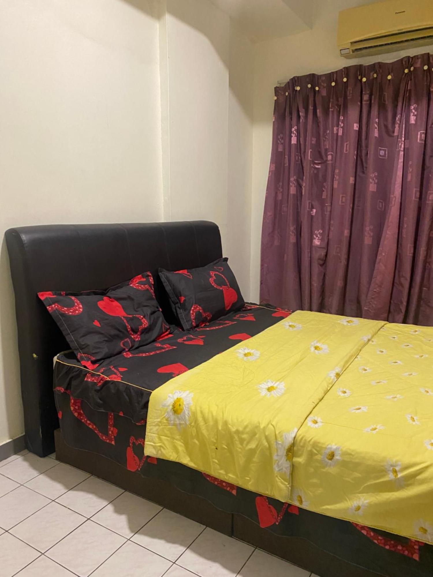 Adel Corus Paradise Lagoon Apartment 波德申 外观 照片